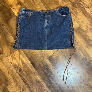 EUC Mossimo Womens Size 15 100% Cotton Mini Skirt Blue Jean Y2K